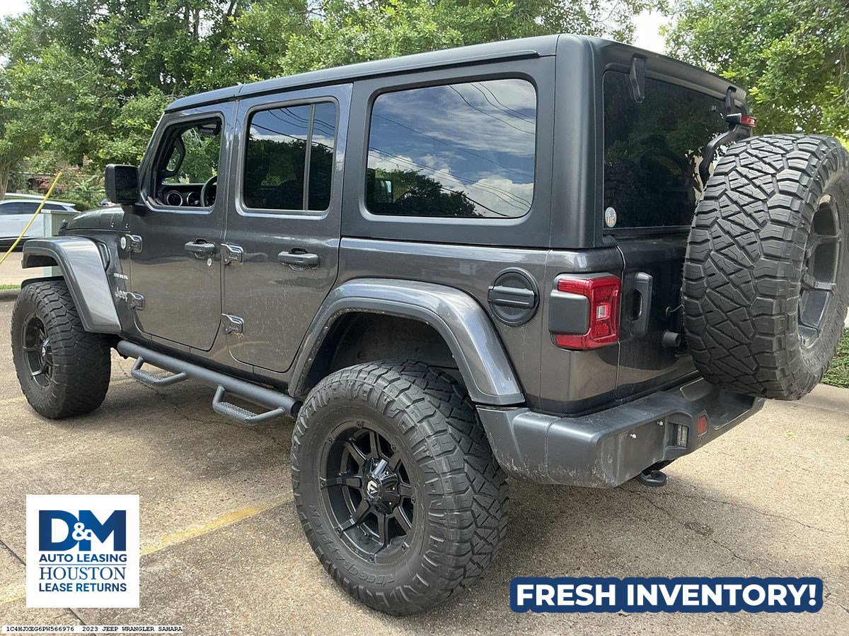 Used 2023 Jeep Wrangler Unlimited Sahara w/ LED Lighting Group AWD/4WD image 4