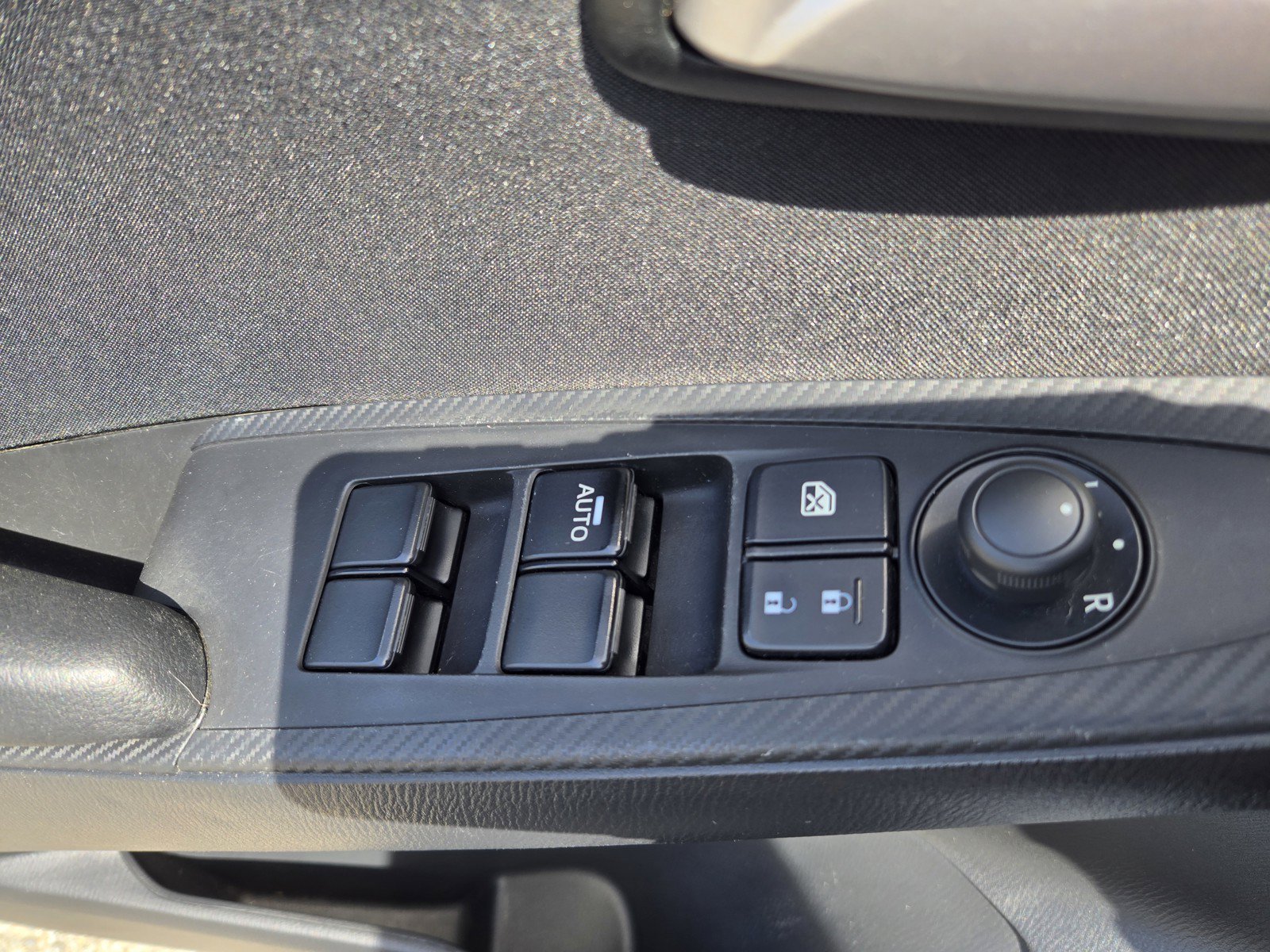 Used 2019 Toyota Yaris LE FWD image 25