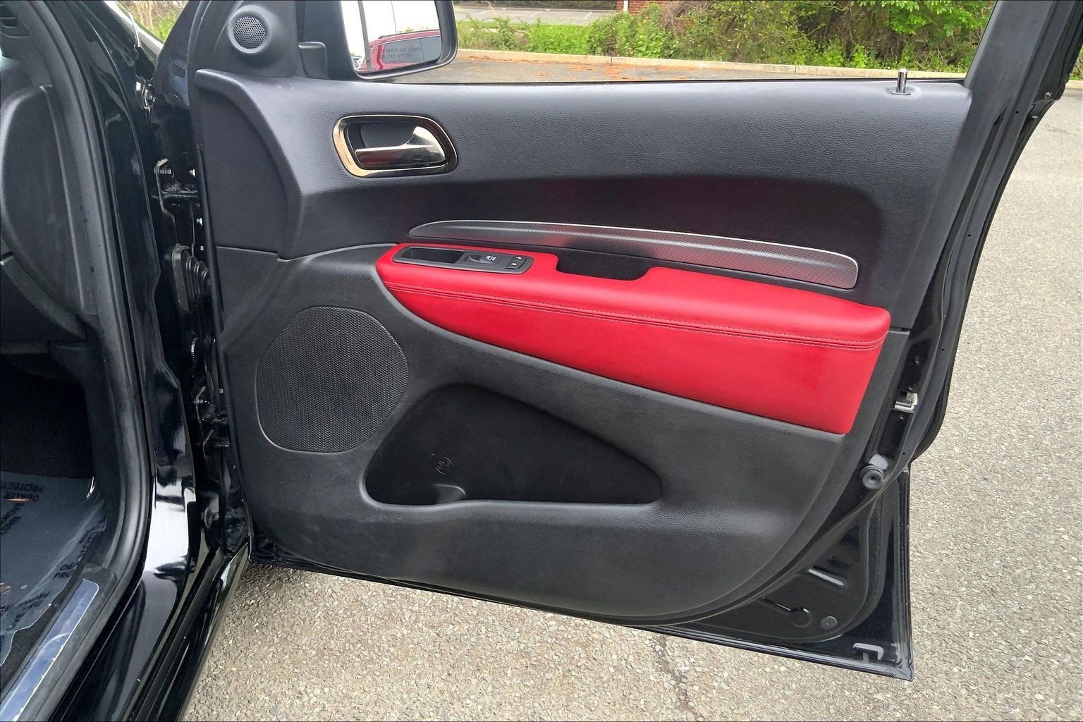 Used 2020 Dodge Durango R/T w/ Blacktop Package AWD/4WD image 19