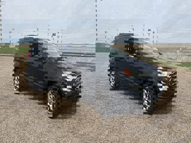Used 2018 Ford EcoSport SE image 2