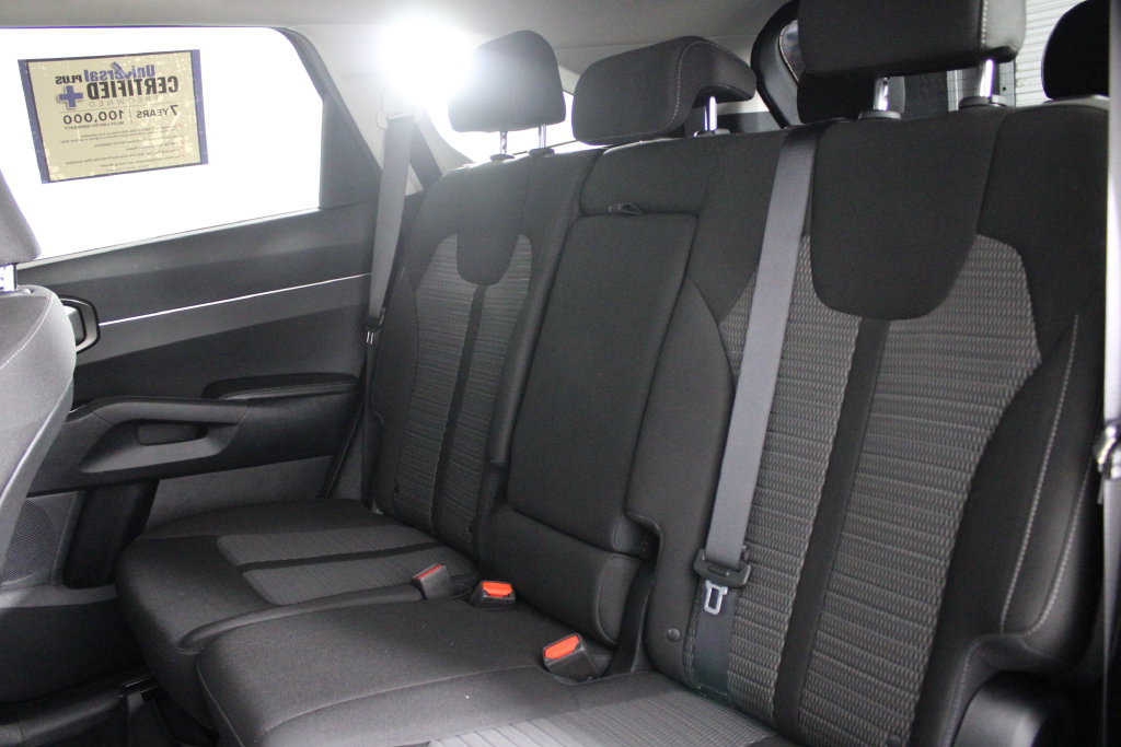 Used 2022 Kia Sorento LX FWD image 18