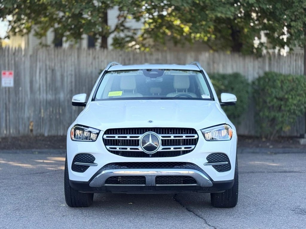 Used 2024 Mercedes-Benz GLE 350 4MATIC image 9
