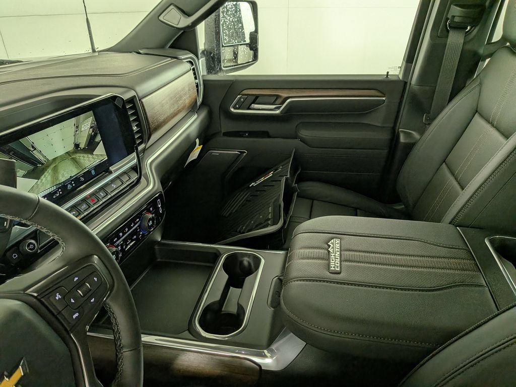 New 2026 Chevrolet Silverado 2500 High Country w/ High Country Premium Package AWD/4WD image 25