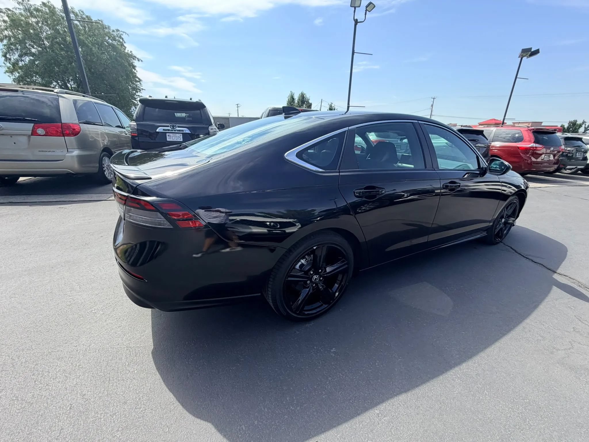 Used 2024 Honda Accord Sport image 4