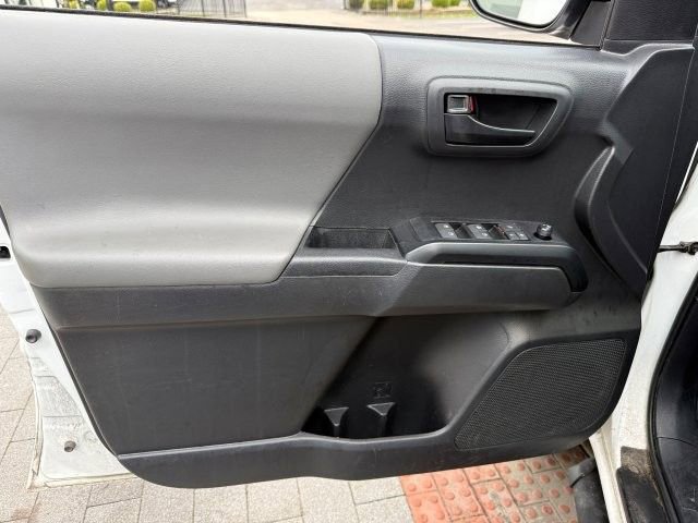 Used 2023 Toyota Tacoma SR image 10