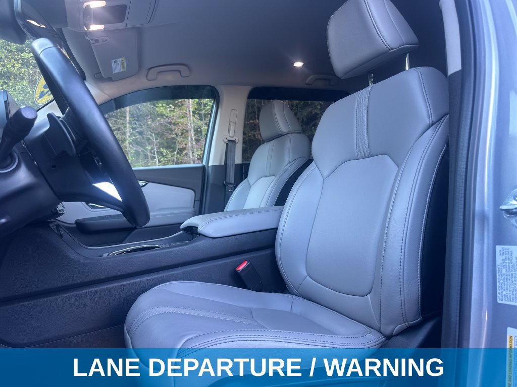 Used 2025 Honda Pilot EX-L image 13