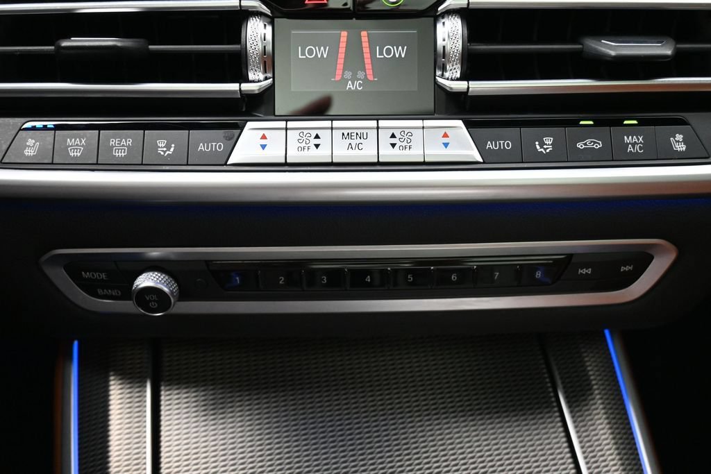 Used 2022 BMW X5 M50i w/ Executive Package AWD/4WD image 15