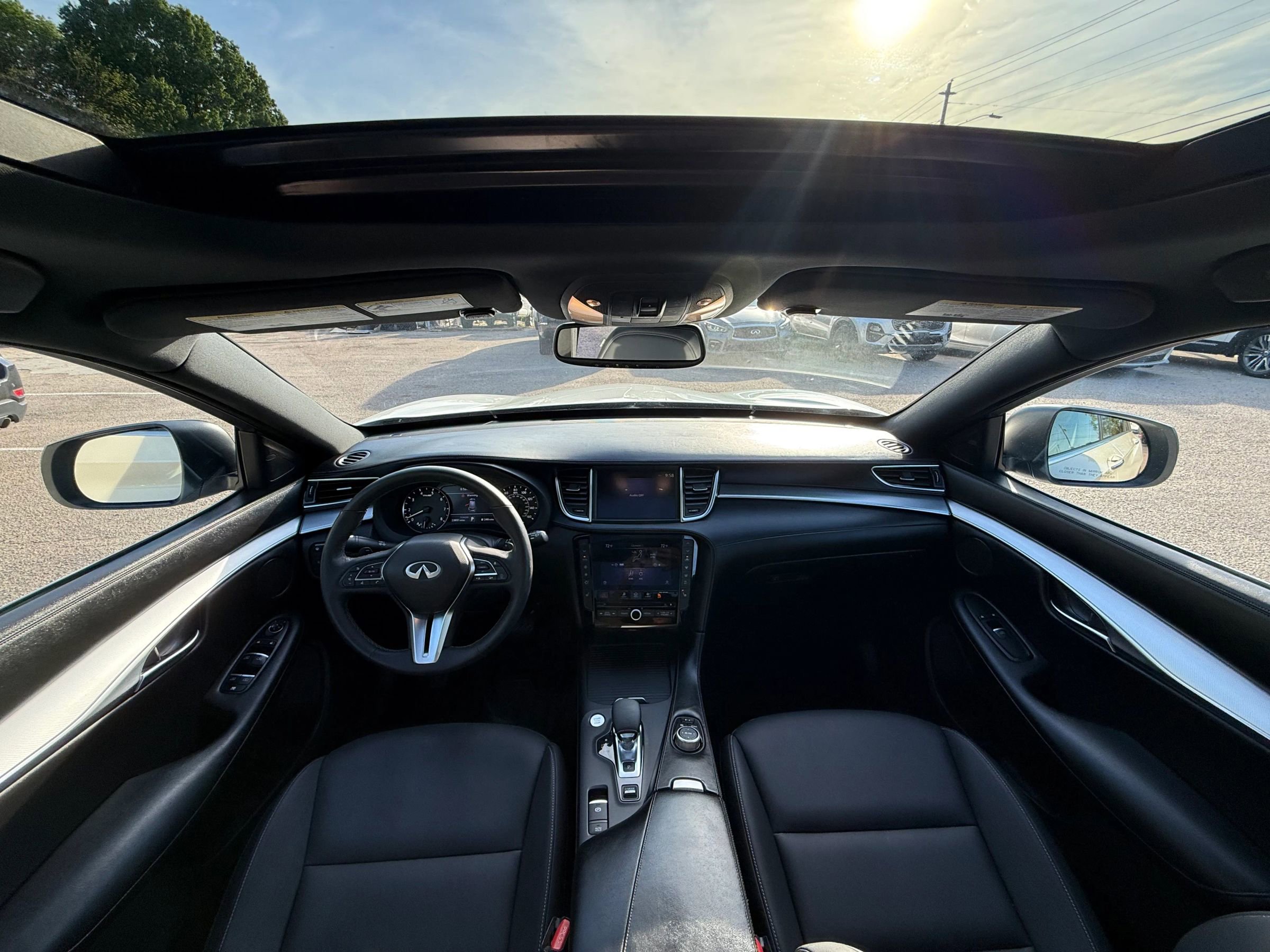 Used 2021 INFINITI QX50 Luxe w/ Appearance Package image 15