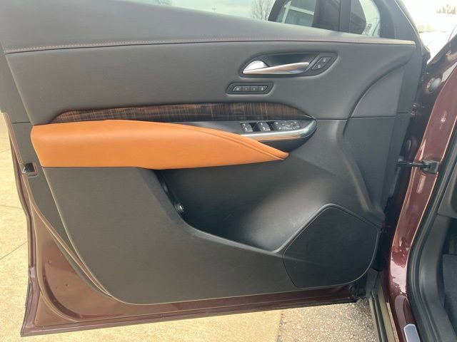 Used 2023 Cadillac XT4 Sport image 17