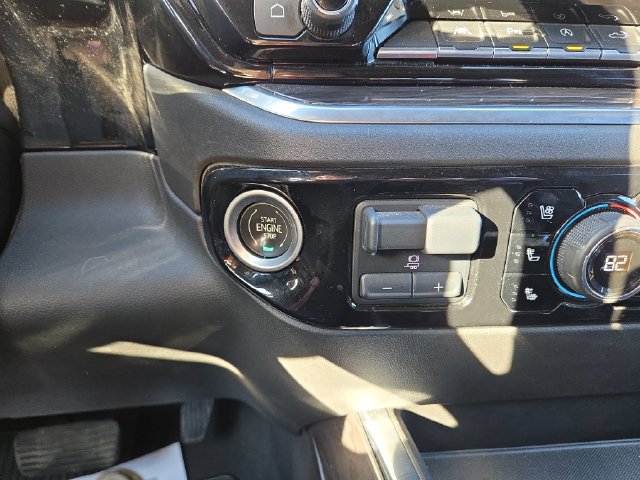 Used 2022 Chevrolet Silverado 1500 LTZ w/ Technology Package AWD/4WD image 22