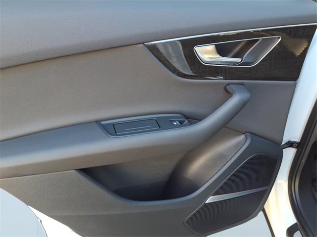 Used 2022 Audi Q7 3.0T Premium Plus image 15