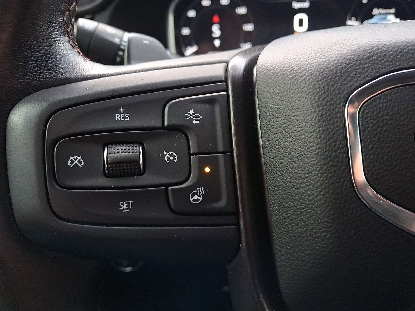 Used 2023 GMC Sierra 1500 AT4 w/ AT4 Preferred Package image 21