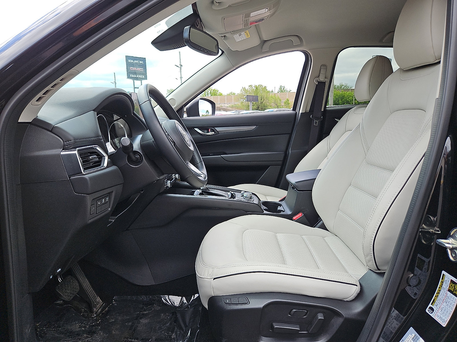 Used 2025 MAZDA CX-5 AWD 2.5 S w/ Preferred Package image 13