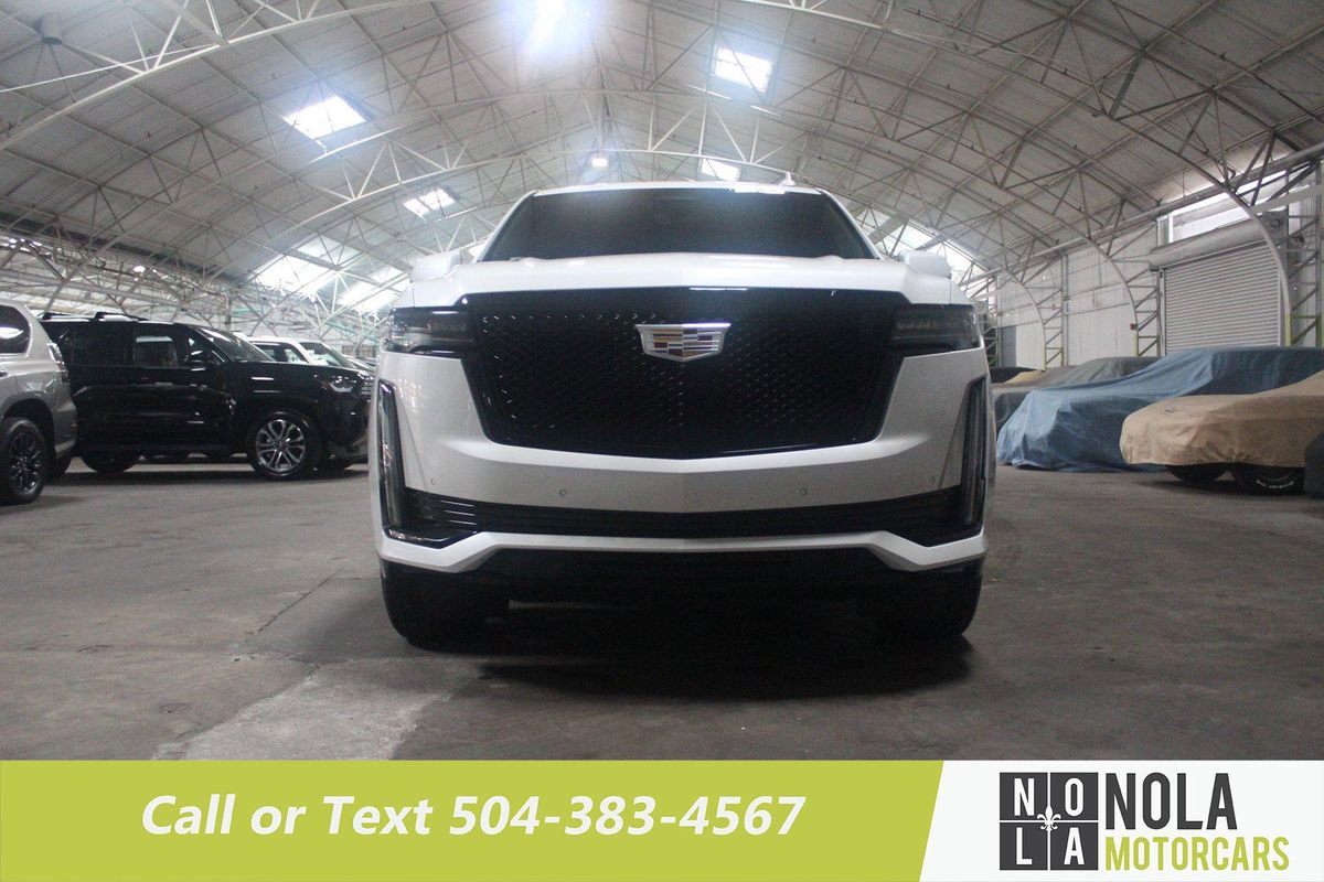 Used 2021 Cadillac Escalade ESV Sport w/ Heavy-Duty Trailer Package image 5