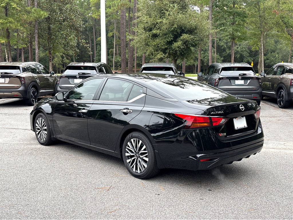 New 2024 Nissan Altima 2.5 SV image 33