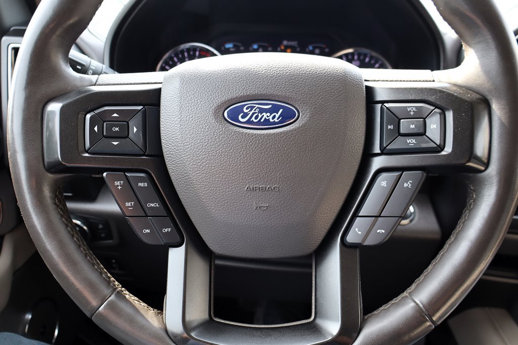 Used 2018 Ford Expedition Max Limited RWD image 44