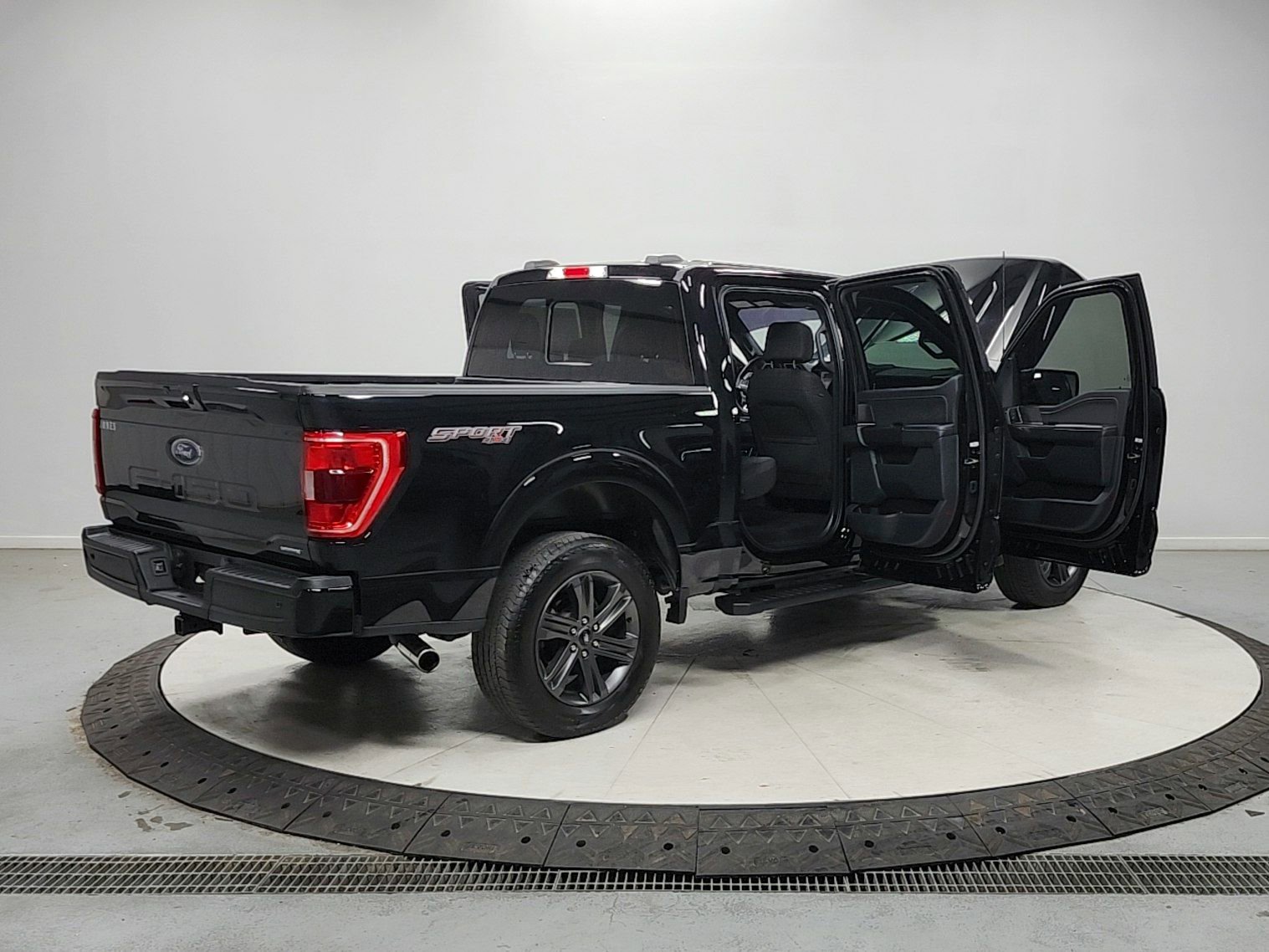 Used 2023 Ford F150 XLT w/ Equipment Group 302A High AWD/4WD image 15