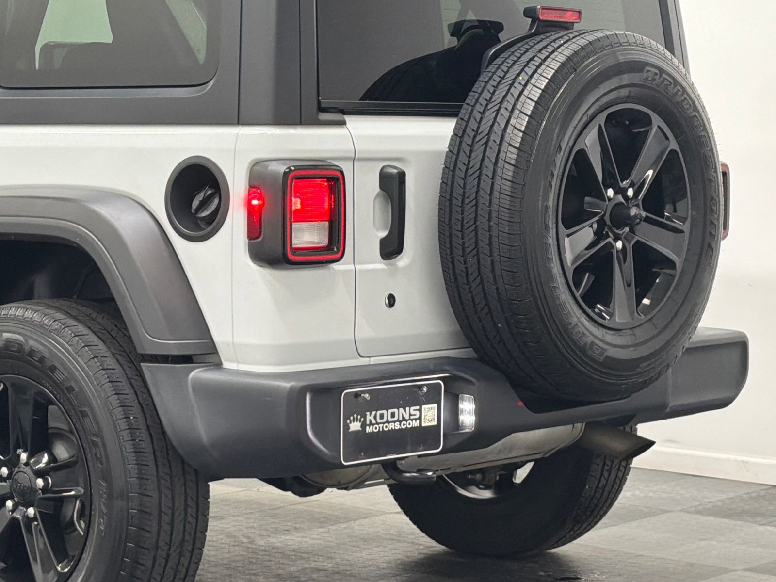 Used 2020 Jeep Wrangler Unlimited Sport image 7