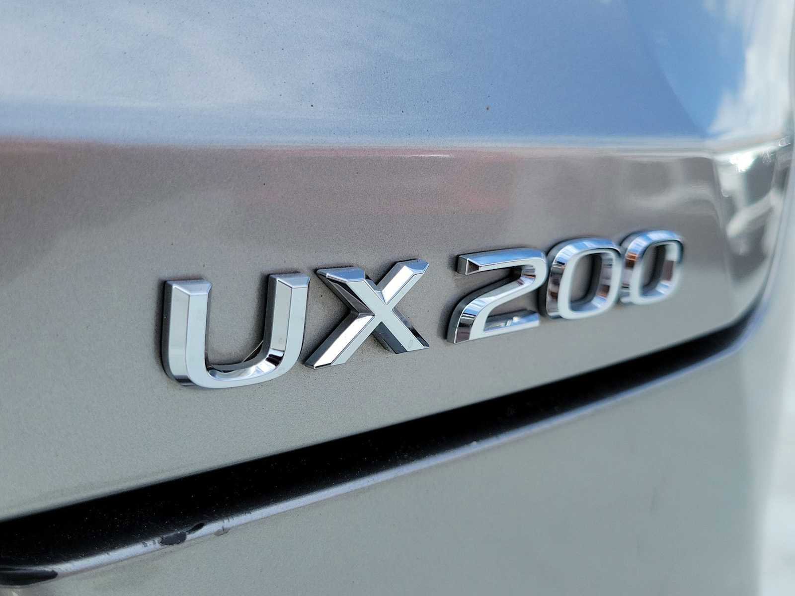 Used 2021 Lexus UX 200 w/ Accessory Package (Z1) FWD image 12