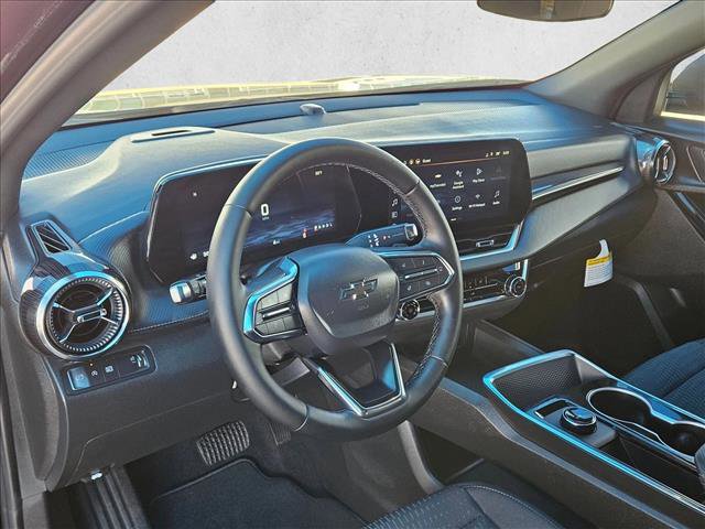 New 2026 Chevrolet Equinox LT w/ Midnight Edition image 3