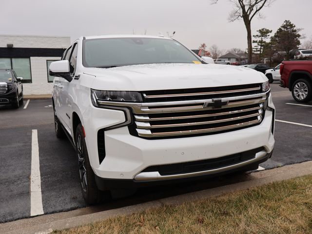 Used 2021 Chevrolet Suburban High Country image 2