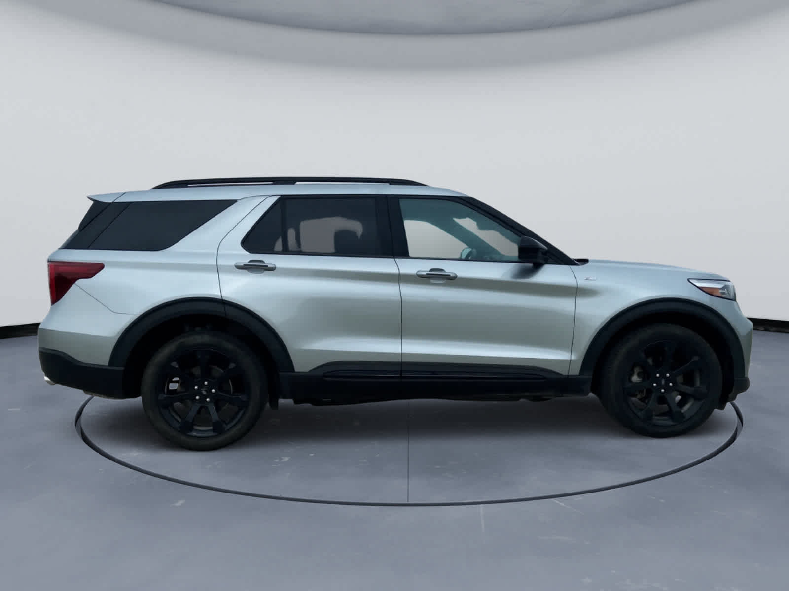 Used 2023 Ford Explorer ST-Line w/ Class IV Trailer Tow Package AWD/4WD image 5