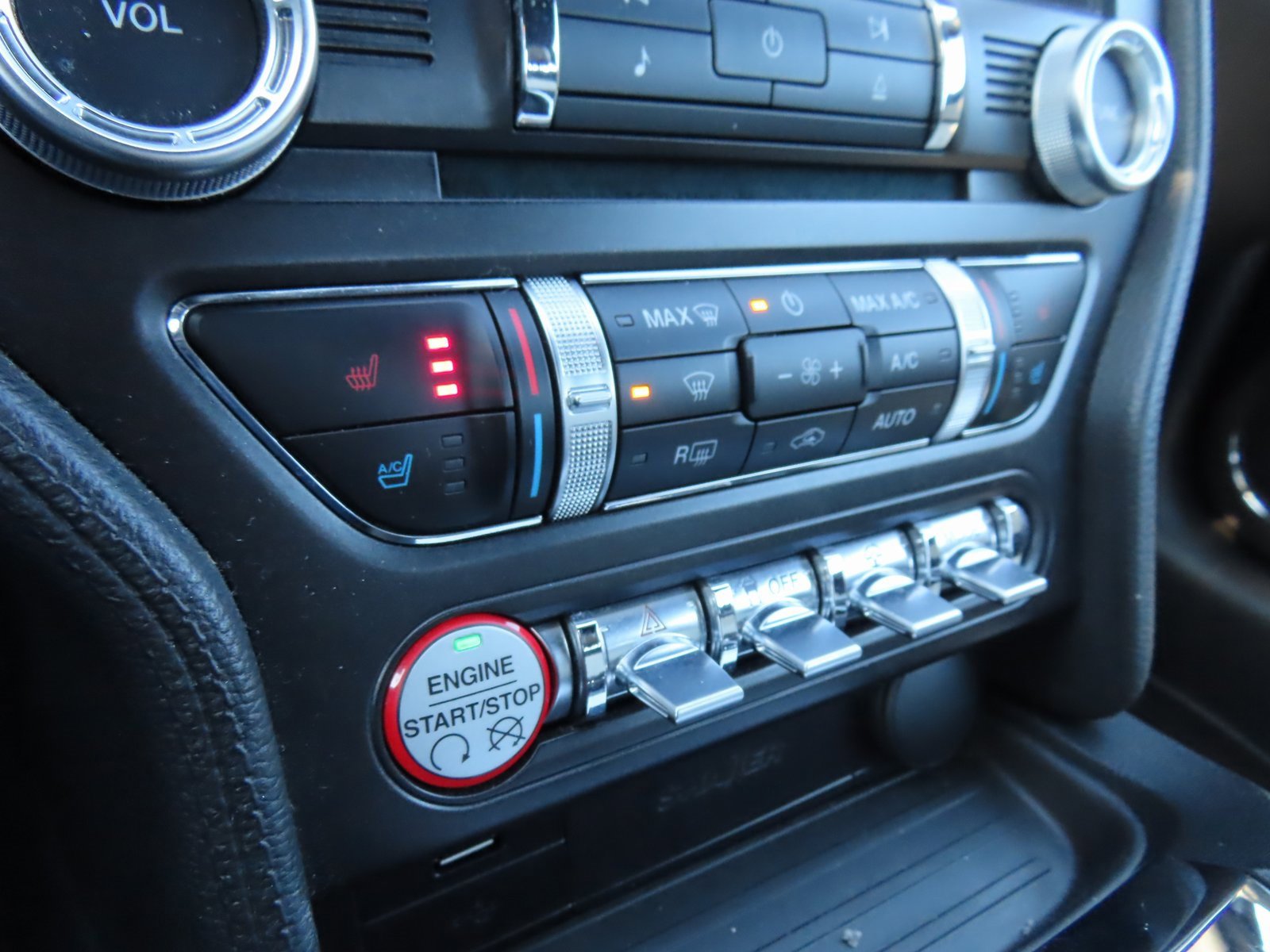 Used 2015 Ford Mustang 50 Years image 29