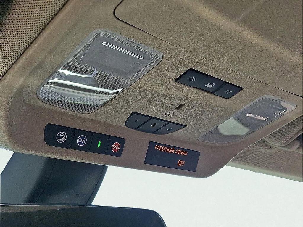 Used 2017 Buick Envision Essence image 27