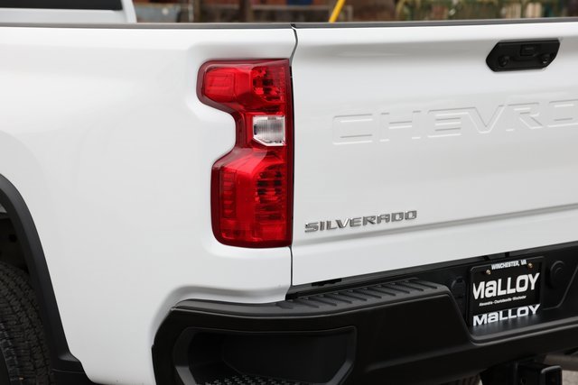 Used 2025 Chevrolet Silverado 2500 W/T w/ WT Convenience Package image 5