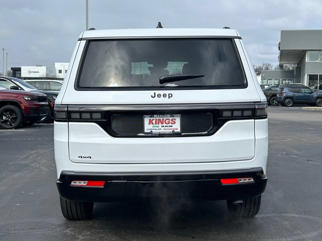 New 2026 Jeep Grand Wagoneer L Limited AWD/4WD image 6