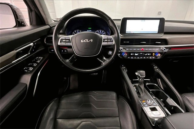 Used 2022 Kia Telluride SX w/ SX Prestige Package image 5