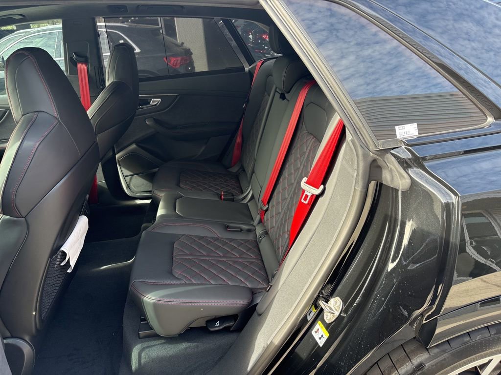 New 2026 Audi SQ8 Prestige image 14