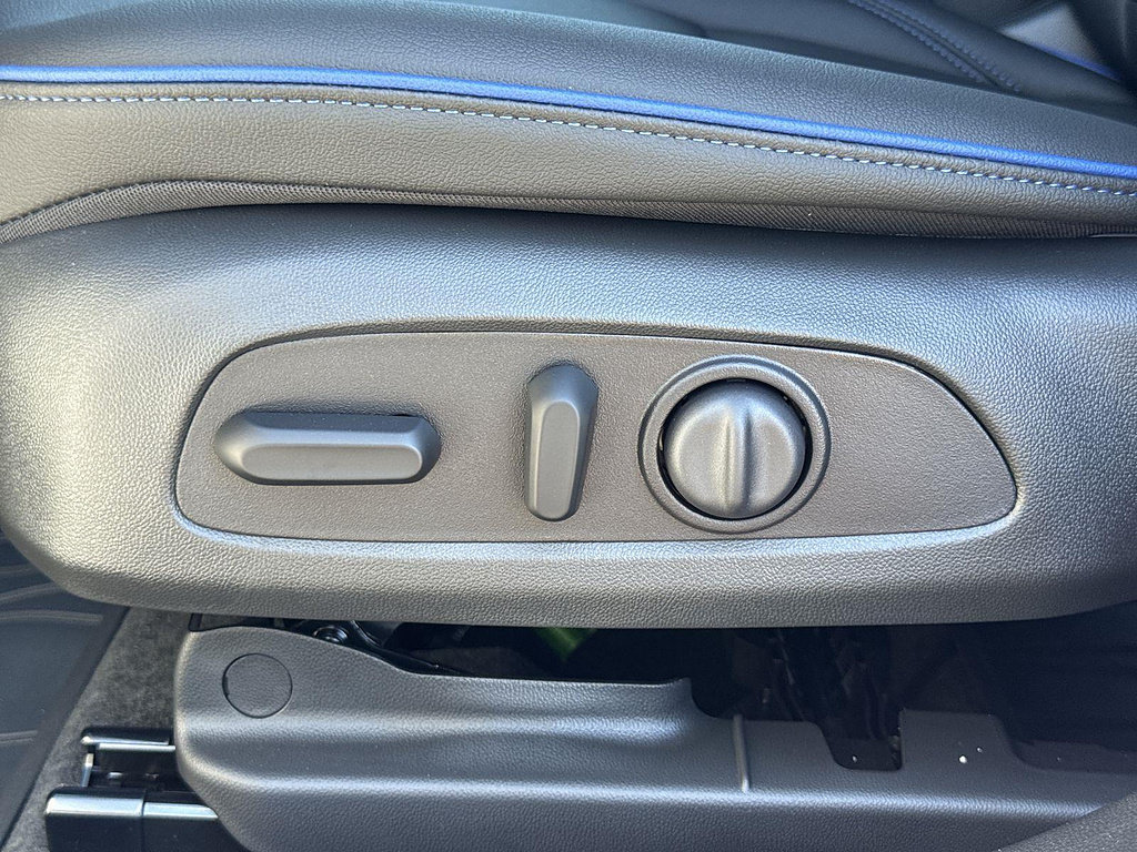 New 2026 Buick Envista Sport Touring w/ Convenience I Package FWD image 25