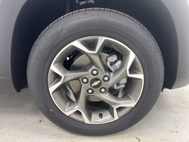 Used 2026 Chevrolet Trax LT w/ Driver Confidence Package FWD image 30