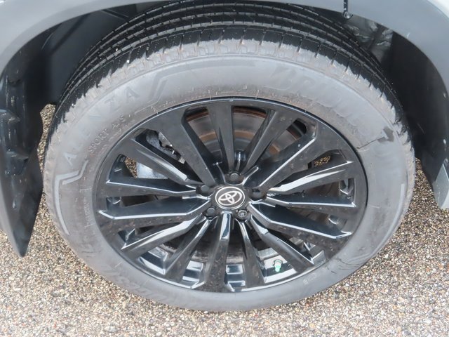 Used 2023 Toyota Highlander XSE image 14