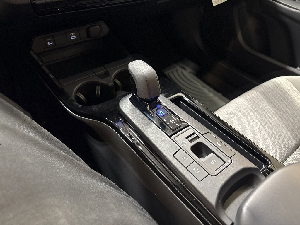 New 2026 Toyota Prius LE FWD image 12