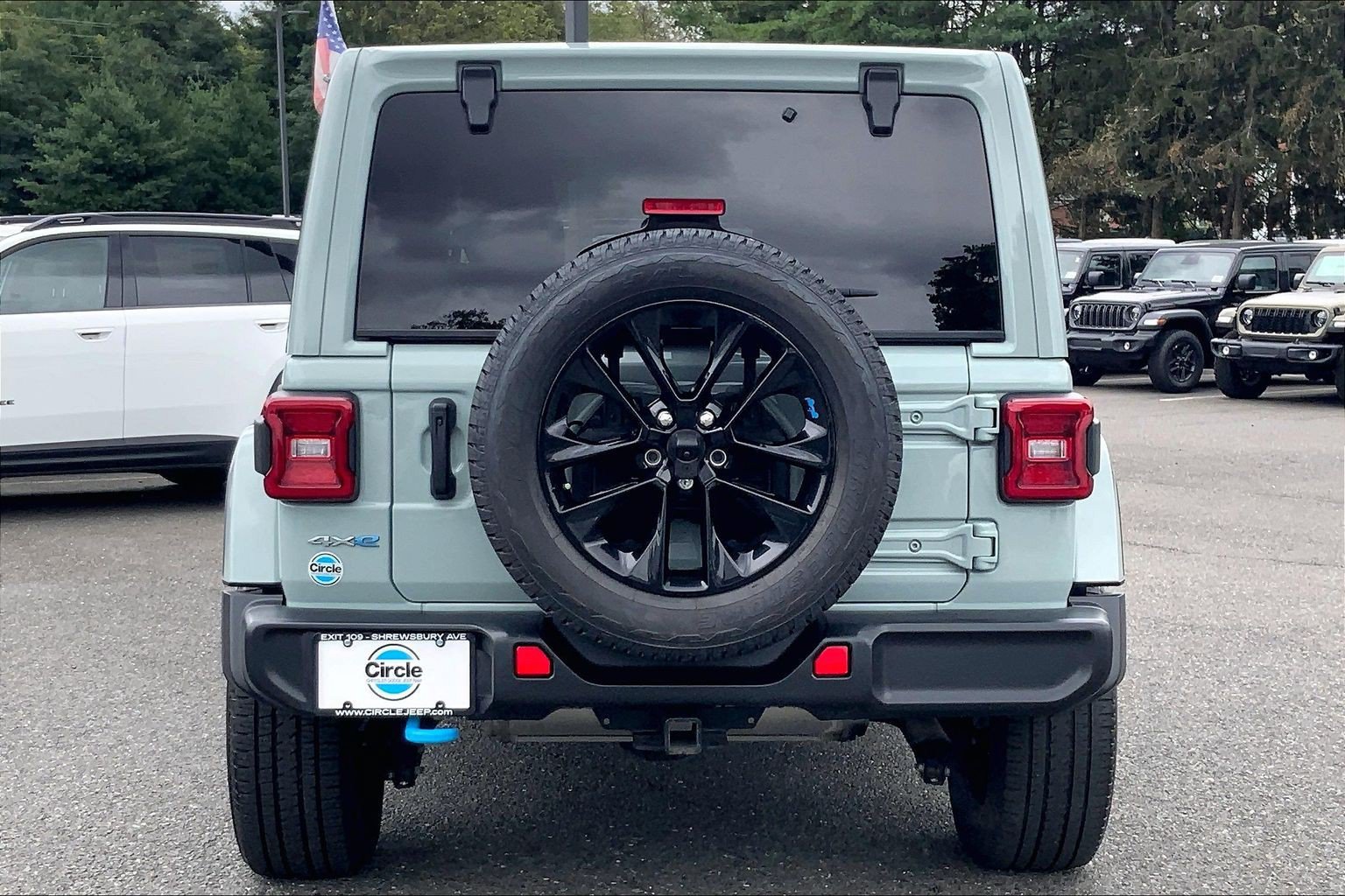 Certified 2023 Jeep Wrangler Unlimited Sahara w/ Cold Weather Group AWD/4WD image 4