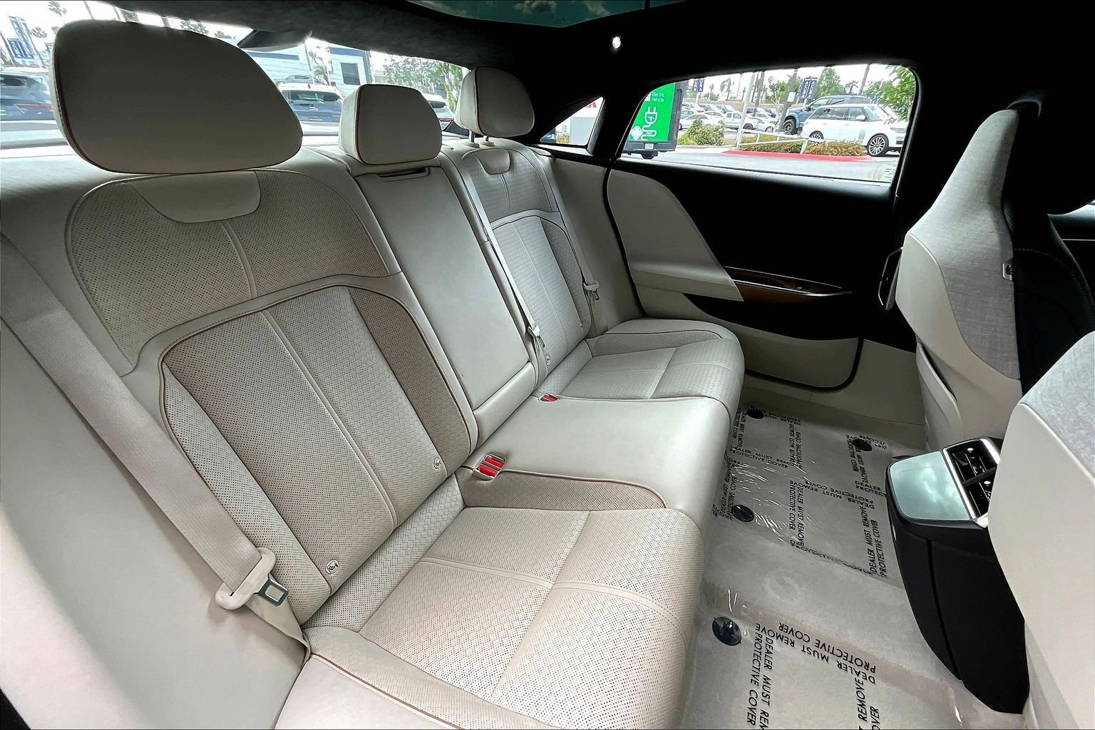 Used 2023 Lucid Air Grand Touring image 27