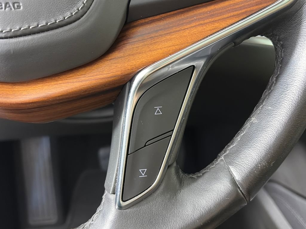 Used 2019 Cadillac XT5 Platinum AWD/4WD image 20