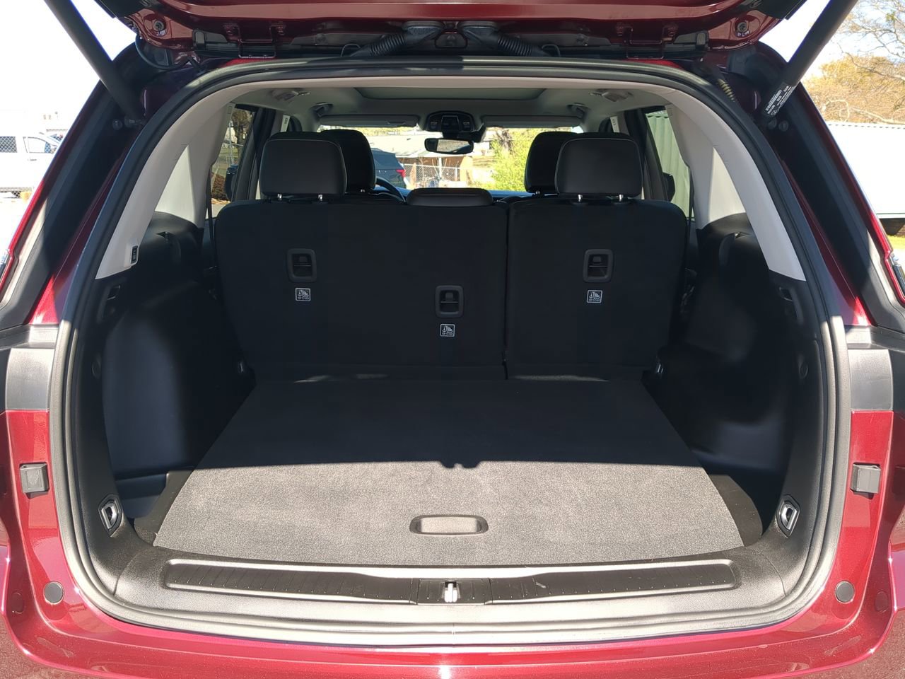 Certified 2024 Jeep Grand Cherokee Limited RWD image 11