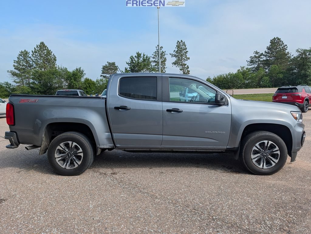 Used 2022 Chevrolet Colorado Z71 AWD/4WD image 8