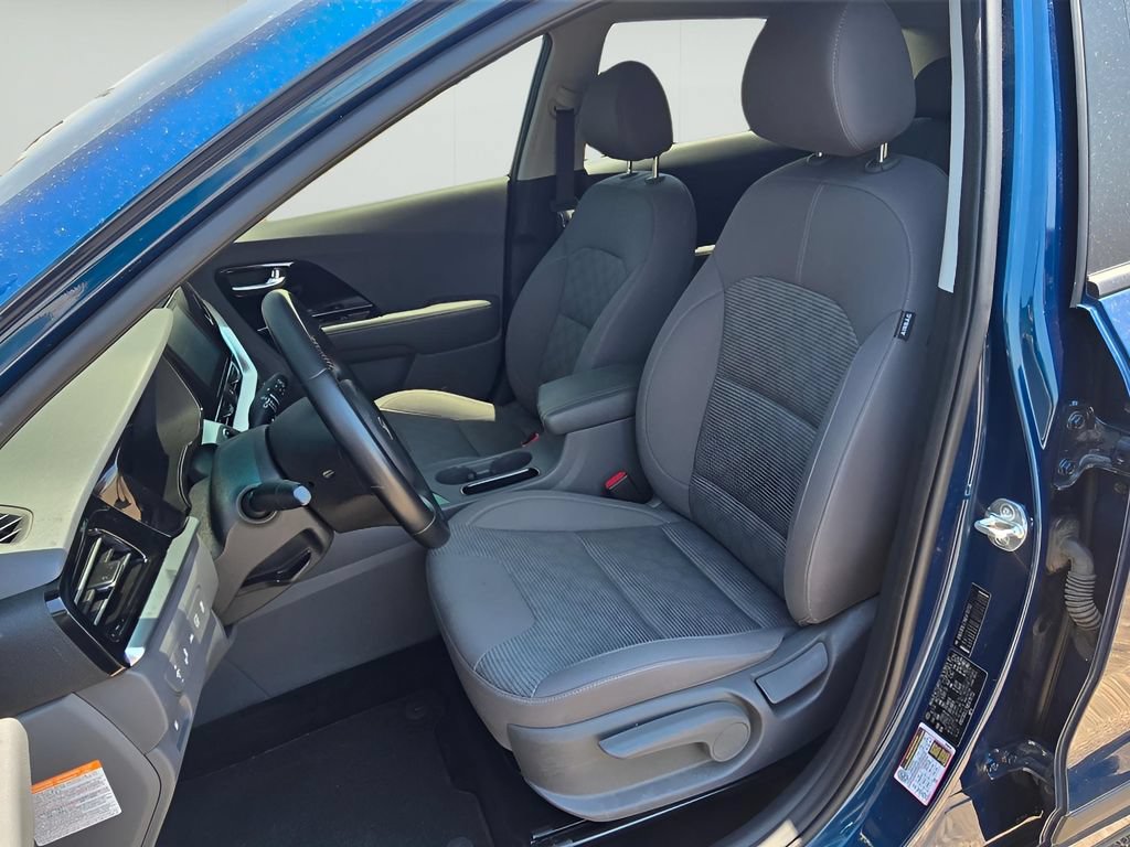 Used 2021 Kia Niro LXS FWD image 10