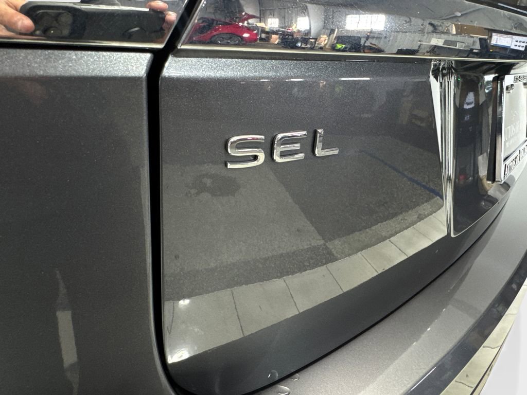 Used 2023 Volkswagen Atlas SEL AWD/4WD image 23