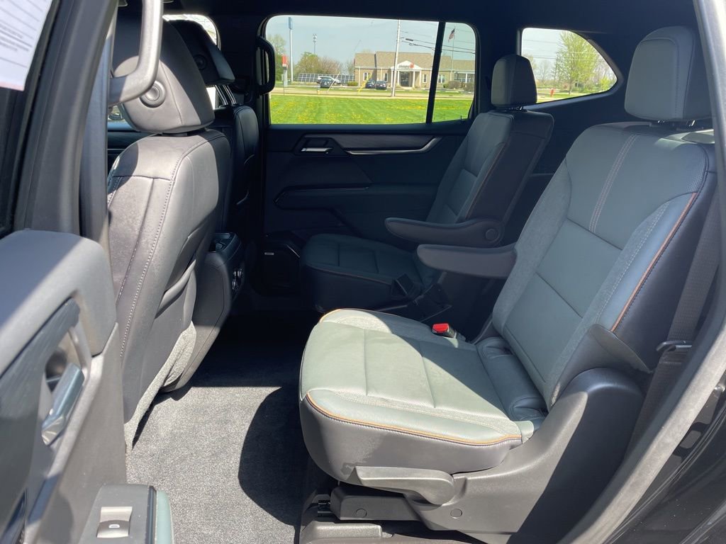 Used 2025 GMC Acadia AT4 w/ LPO, Floor Liner Package image 10