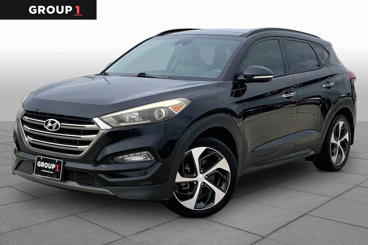 Used 2016 Hyundai Tucson Limited w/ Option Group 03 FWD image 1