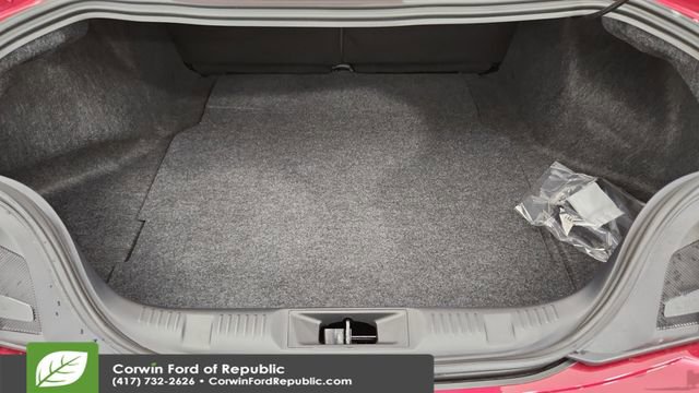 Used 2025 Ford Mustang GT Premium RWD image 23