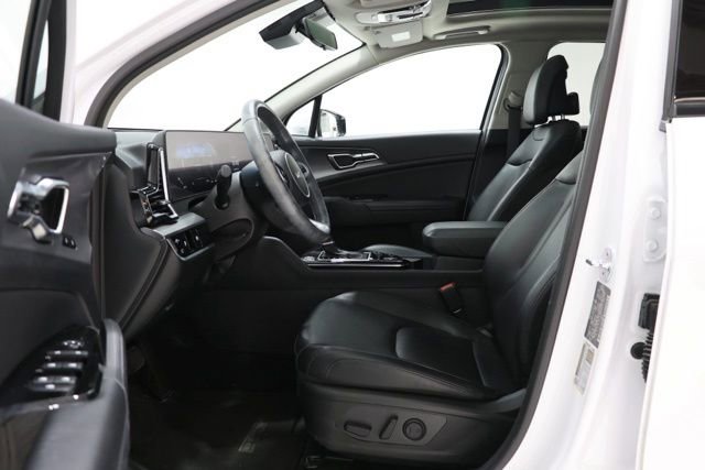 Used 2023 Kia Sportage SX FWD image 17