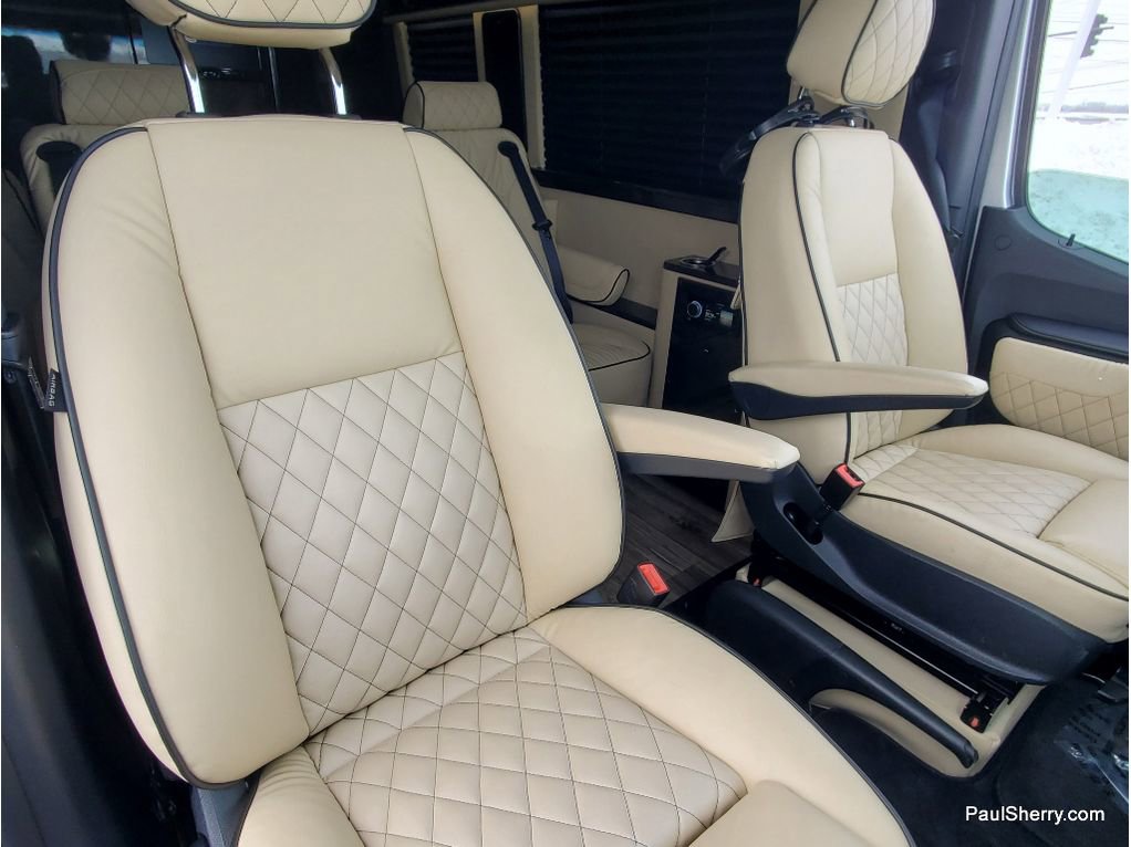 Used 2021 Mercedes-Benz Sprinter 2500 image 53