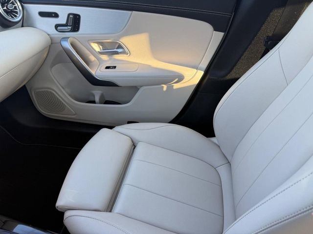 Used 2023 Mercedes-Benz CLA 250 4MATIC w/ Premium Package image 20