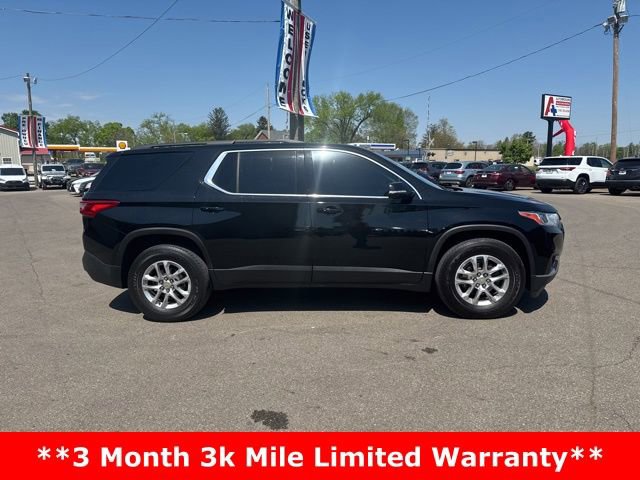 Used 2019 Chevrolet Traverse LT FWD image 2